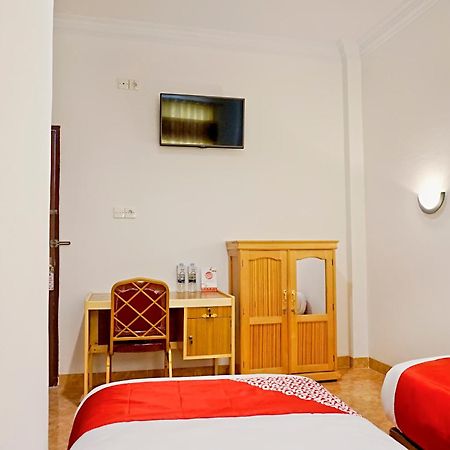 פקאנבארו Oyo 694 Khasanah Residence מראה חיצוני תמונה