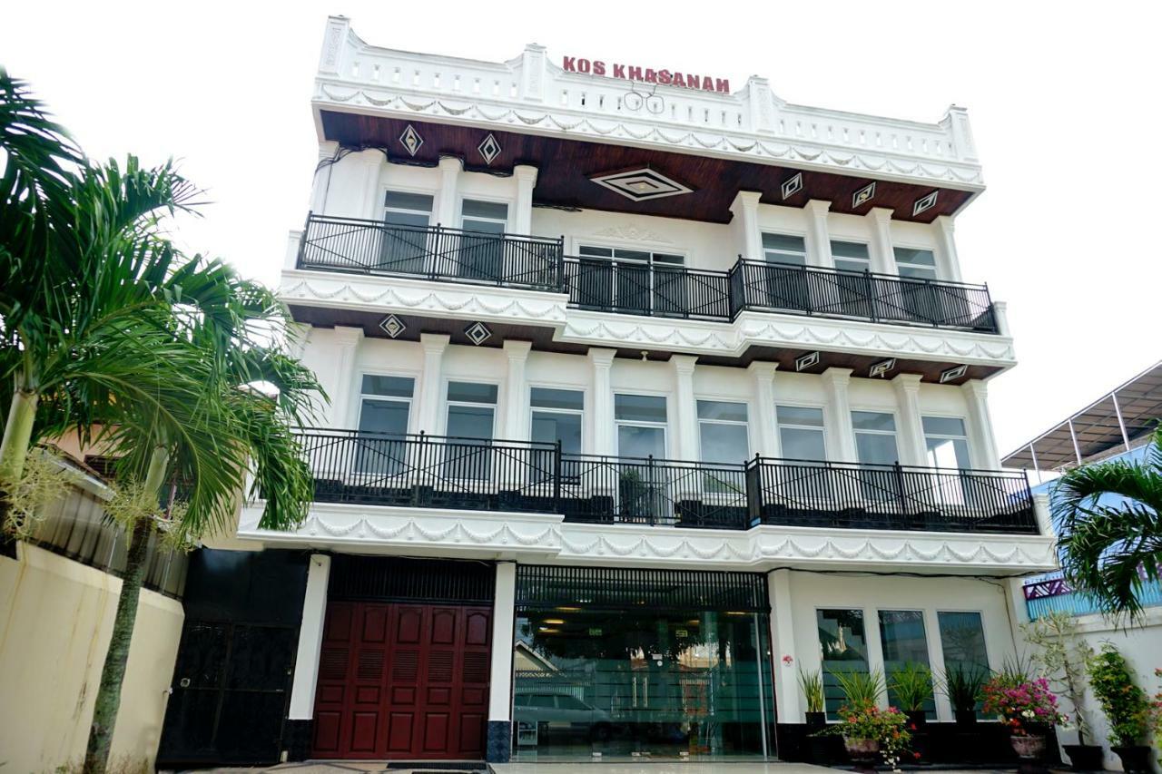 פקאנבארו Oyo 694 Khasanah Residence מראה חיצוני תמונה