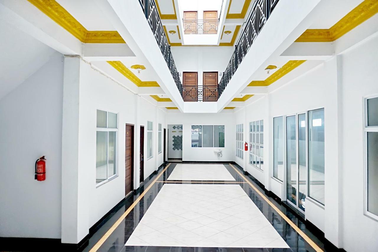 פקאנבארו Oyo 694 Khasanah Residence מראה חיצוני תמונה