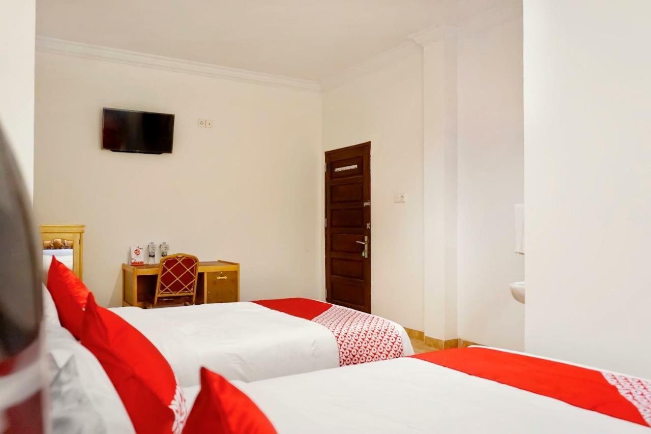 פקאנבארו Oyo 694 Khasanah Residence מראה חיצוני תמונה