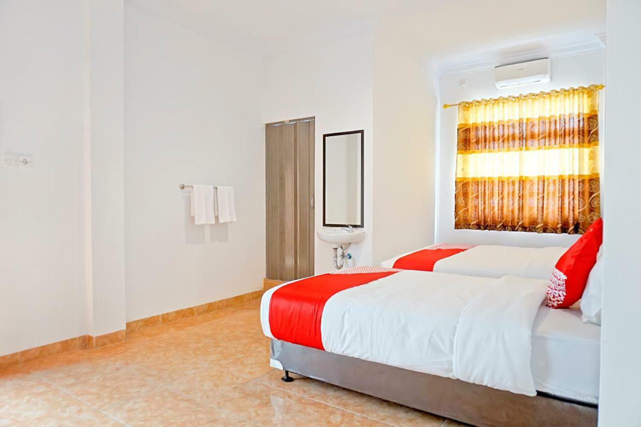 פקאנבארו Oyo 694 Khasanah Residence מראה חיצוני תמונה