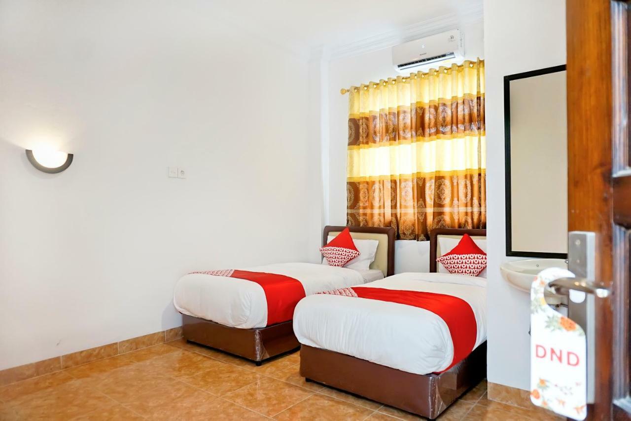 פקאנבארו Oyo 694 Khasanah Residence מראה חיצוני תמונה