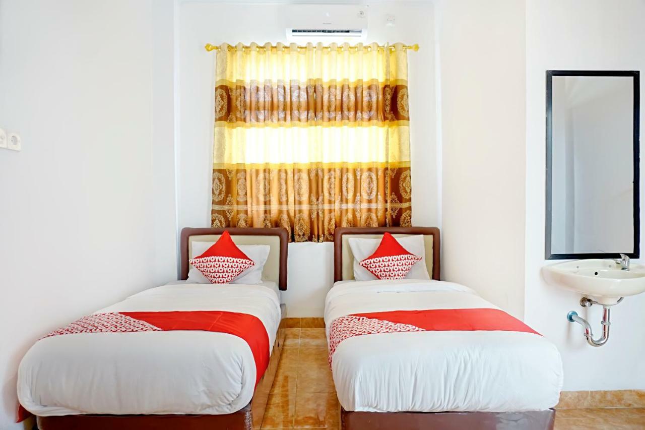 פקאנבארו Oyo 694 Khasanah Residence מראה חיצוני תמונה